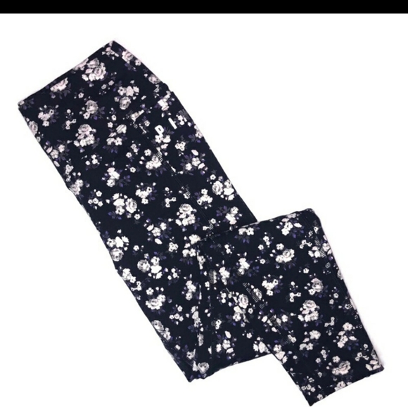 Victoria's Secret •PINK 🌸Yoga Pants🌸 - Picture 6 of 6